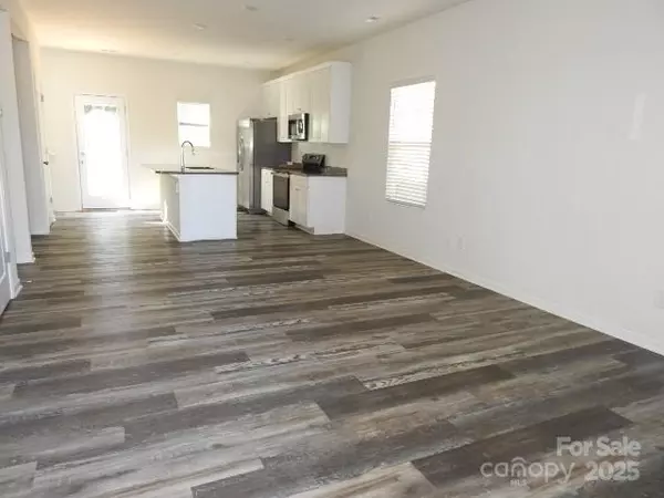 Troutman, NC 28166,118 Carrisa LN