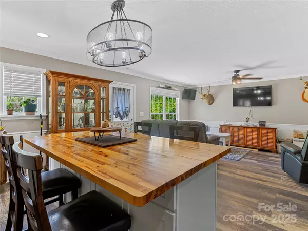 Forest City, NC 28043,259 Ive Bright DR
