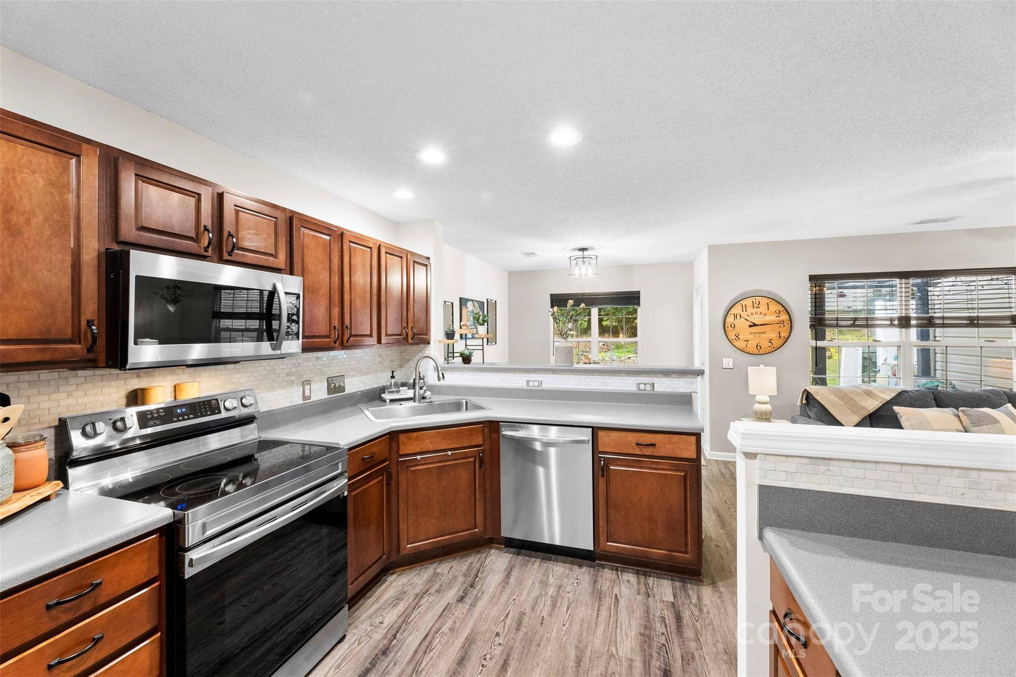 Rock Hill, SC 29732,1352 Walnut Hill DR