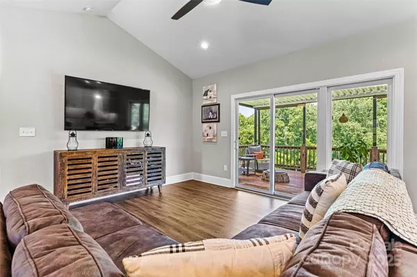 Lincolnton, NC 28092,2428 Carriage LN