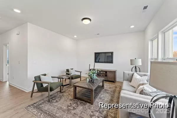 Lancaster, SC 29720,11114 Argosy DR #1121