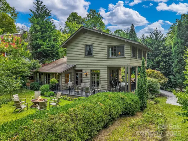 Saluda, NC 28773,75 Charles ST