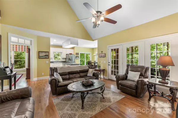 Shelby, NC 28152,104 Tallwood DR