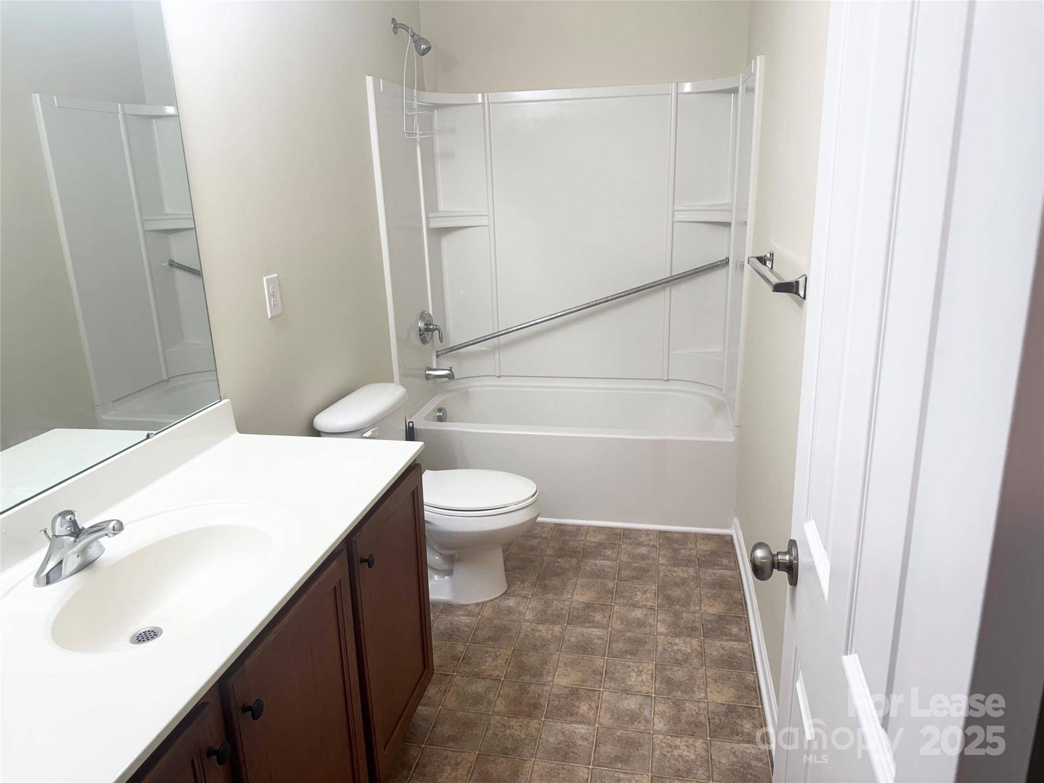 Charlotte, NC 28216,815 Fescue CT