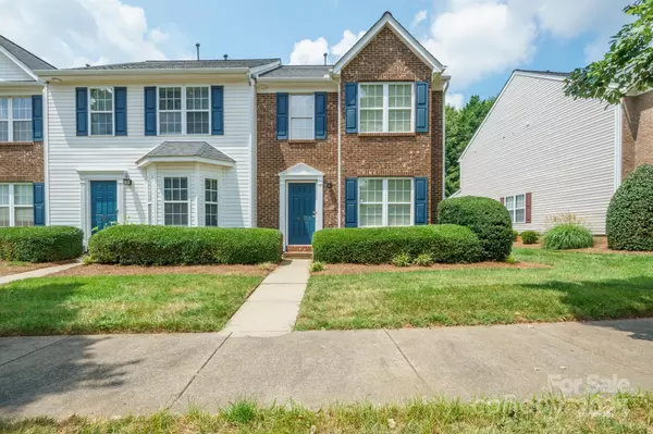 9157 Washam Potts RD, Cornelius, NC 28031