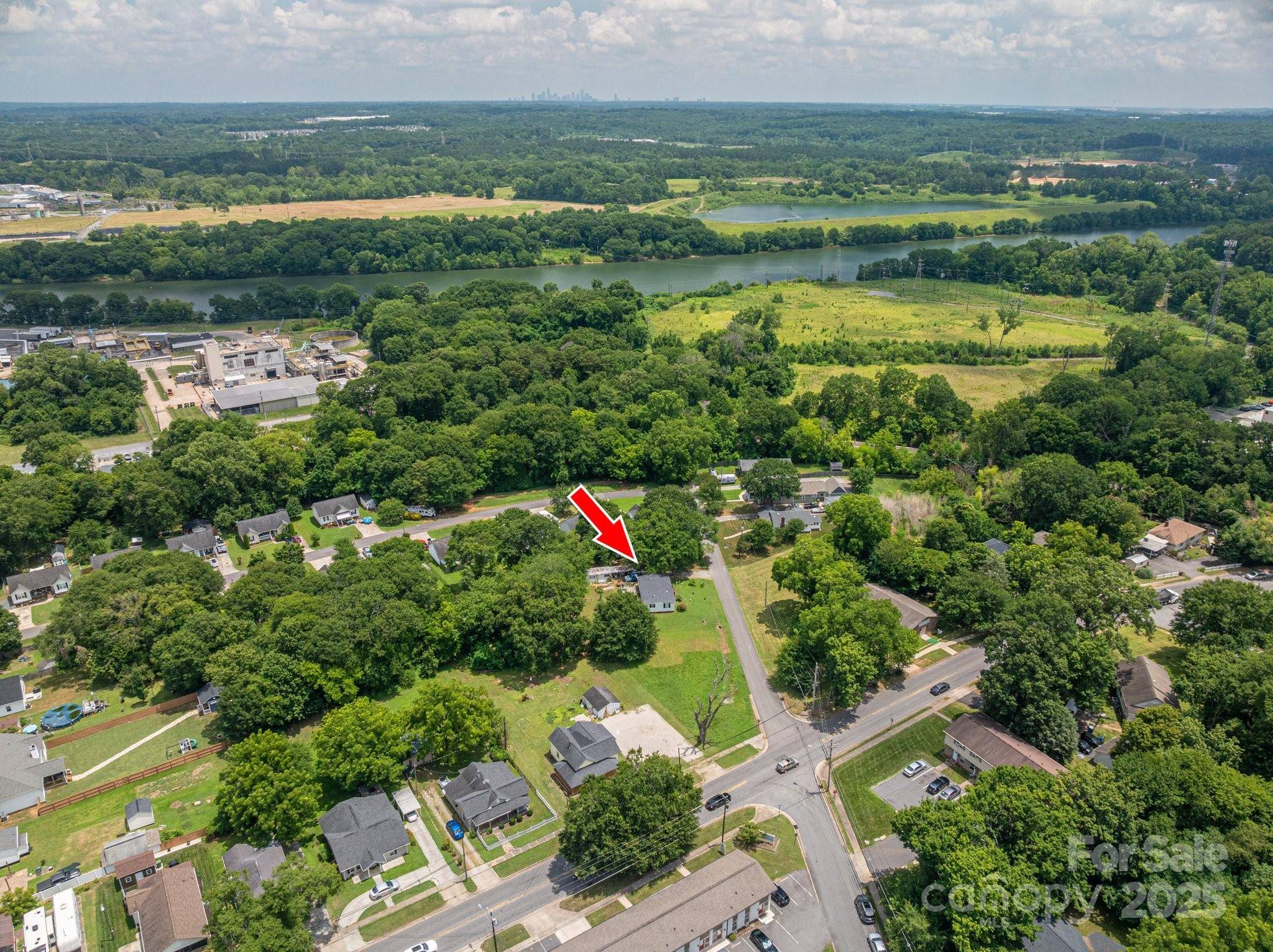 Mount Holly, NC 28120,323 E Glendale AVE