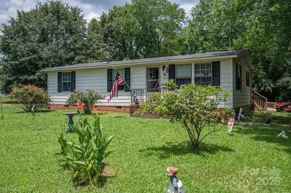 Mount Holly, NC 28120,323 E Glendale AVE