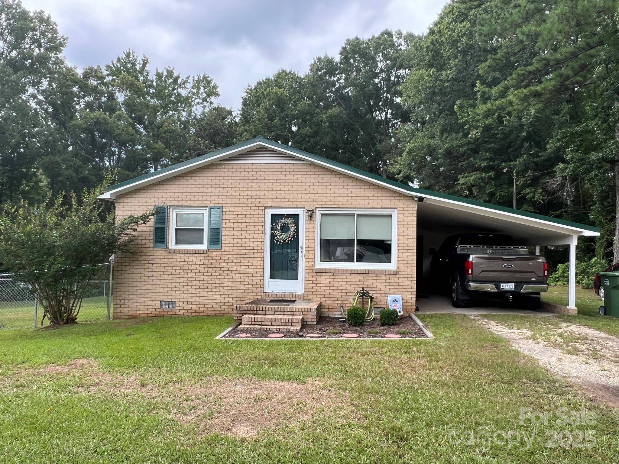 1116 Darlene BLVD, Lancaster, SC 29720