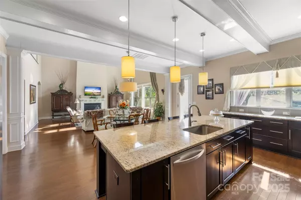 Monroe, NC 28110,1204 Vaugelas CT
