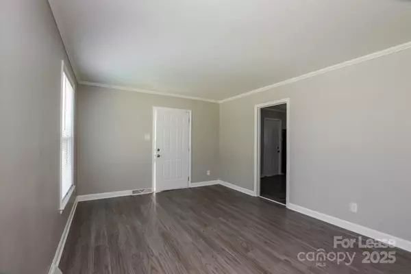 Charlotte, NC 28217,3615 Barringer DR