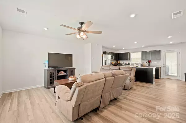 Concord, NC 28025,707 Pointe Andrews DR SW