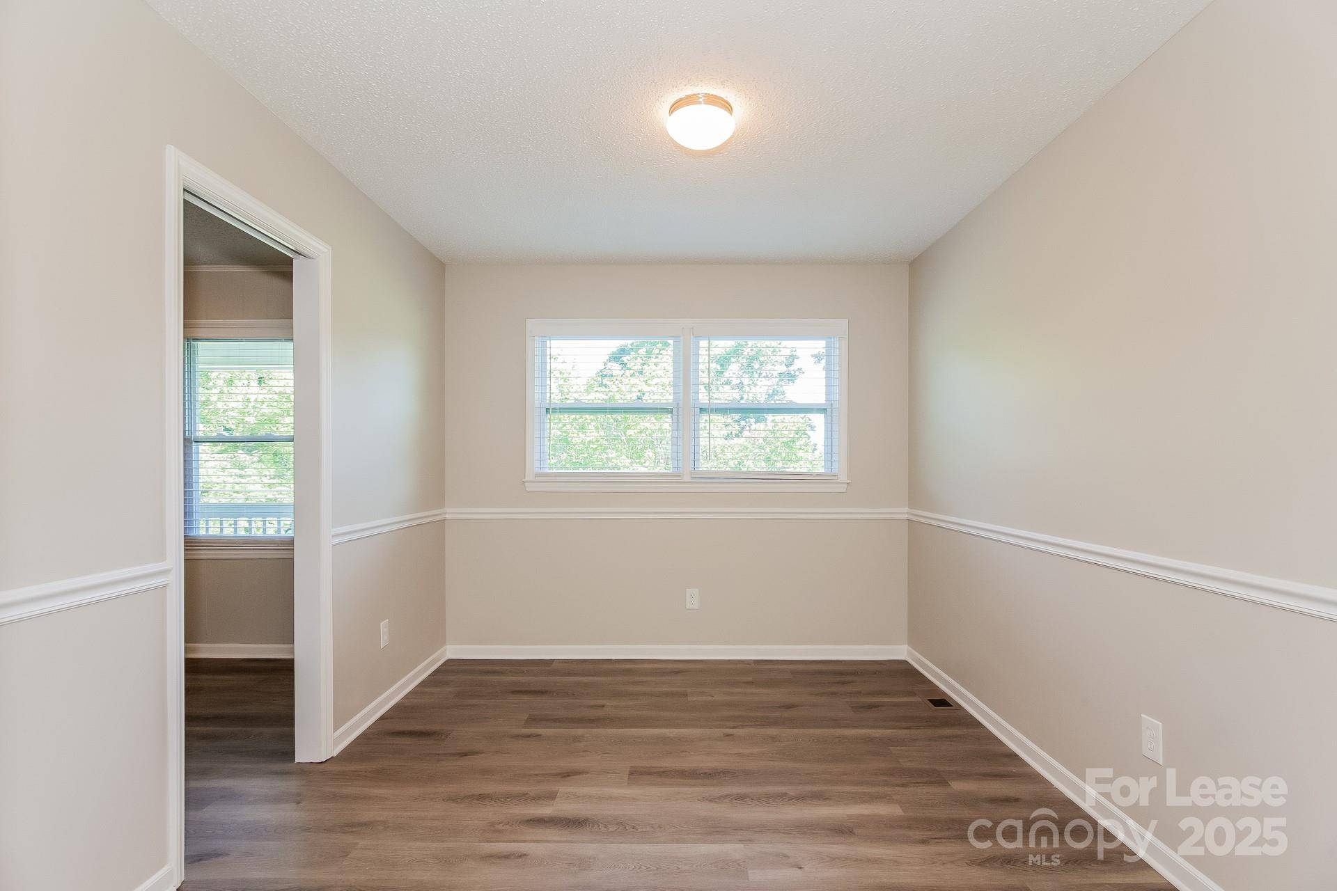 Gastonia, NC 28054,2419 Sandlewood DR
