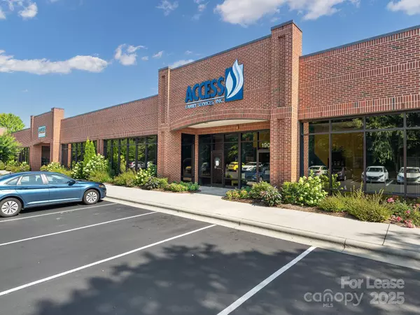 Asheville, NC 28806,1100 Ridgefield BLVD #190
