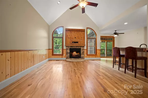 Tryon, NC 28782,60 Bridge LN