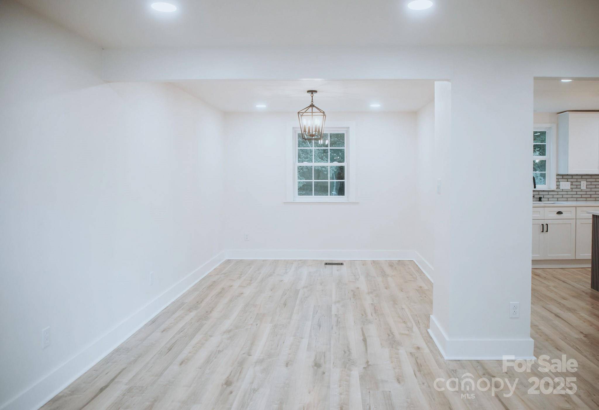 Charlotte, NC 28212,3220 Winchelsea DR