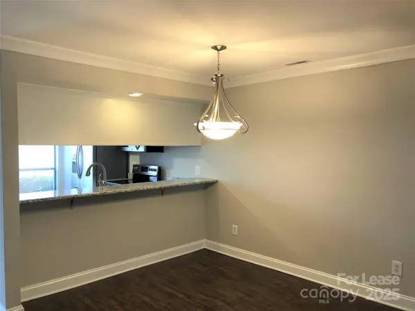 Charlotte, NC 28226,11027 Carmel Crossing RD