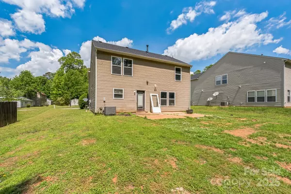 Clover, SC 29710,949 Capetown LN