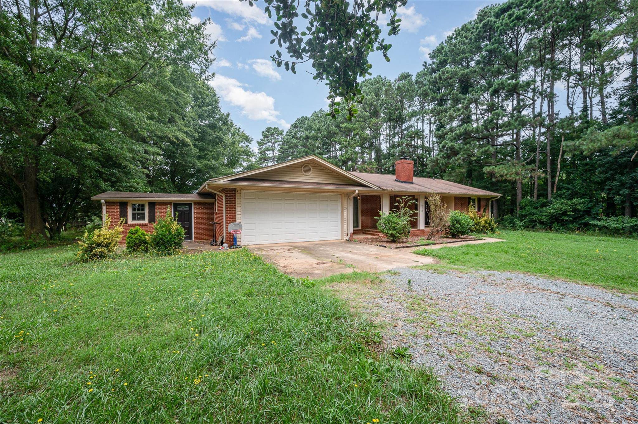 Monroe, NC 28112,6118 S Rocky River RD