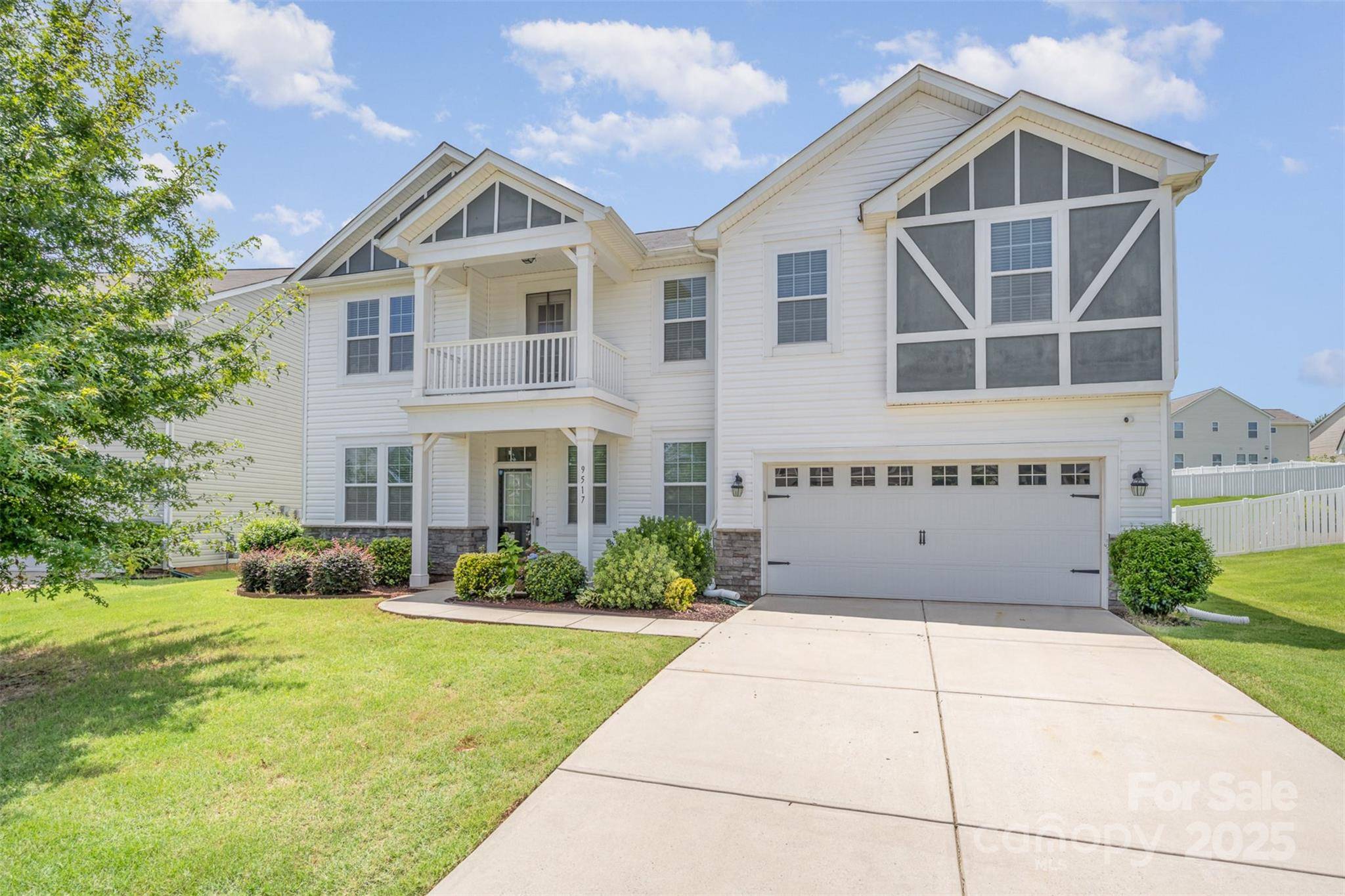 9517 Silverdale LN, Charlotte, NC 28269