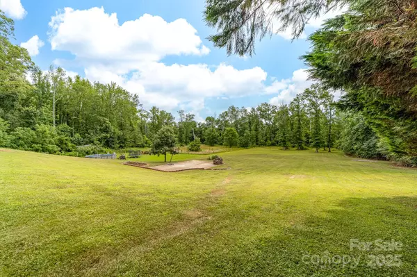 Mount Holly, NC 28120,221 Deerfield DR