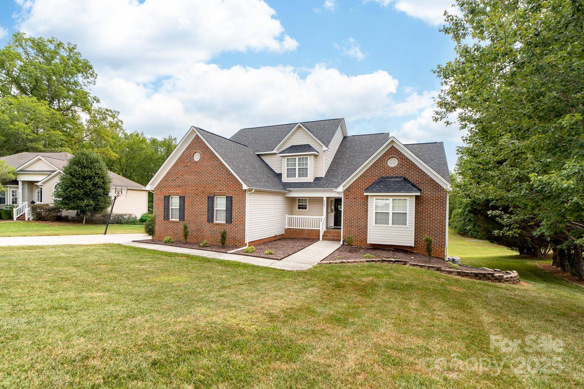 Mount Holly, NC 28120,221 Deerfield DR
