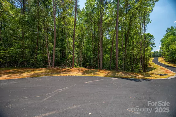 Denver, NC 28037,00 Oak Hill CT #13C