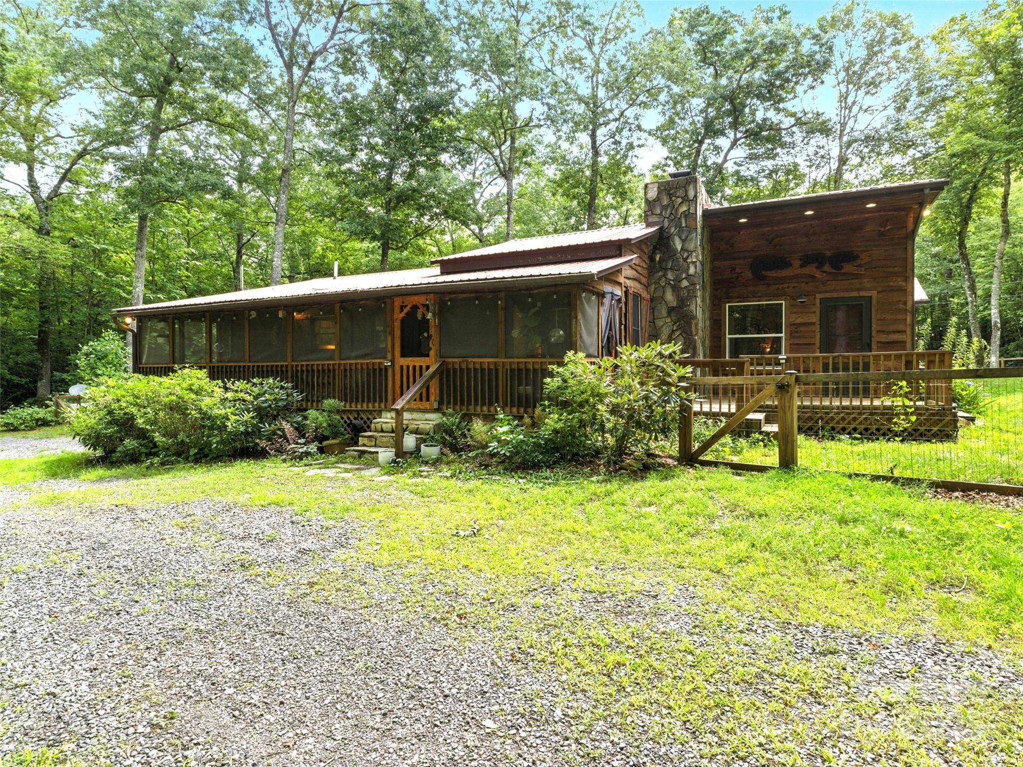 Burnsville, NC 28714,144 Byrd Park RD