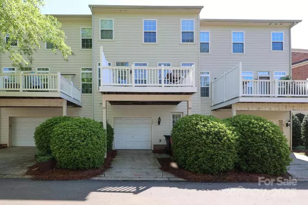 Davidson, NC 28036,729 Naramore ST
