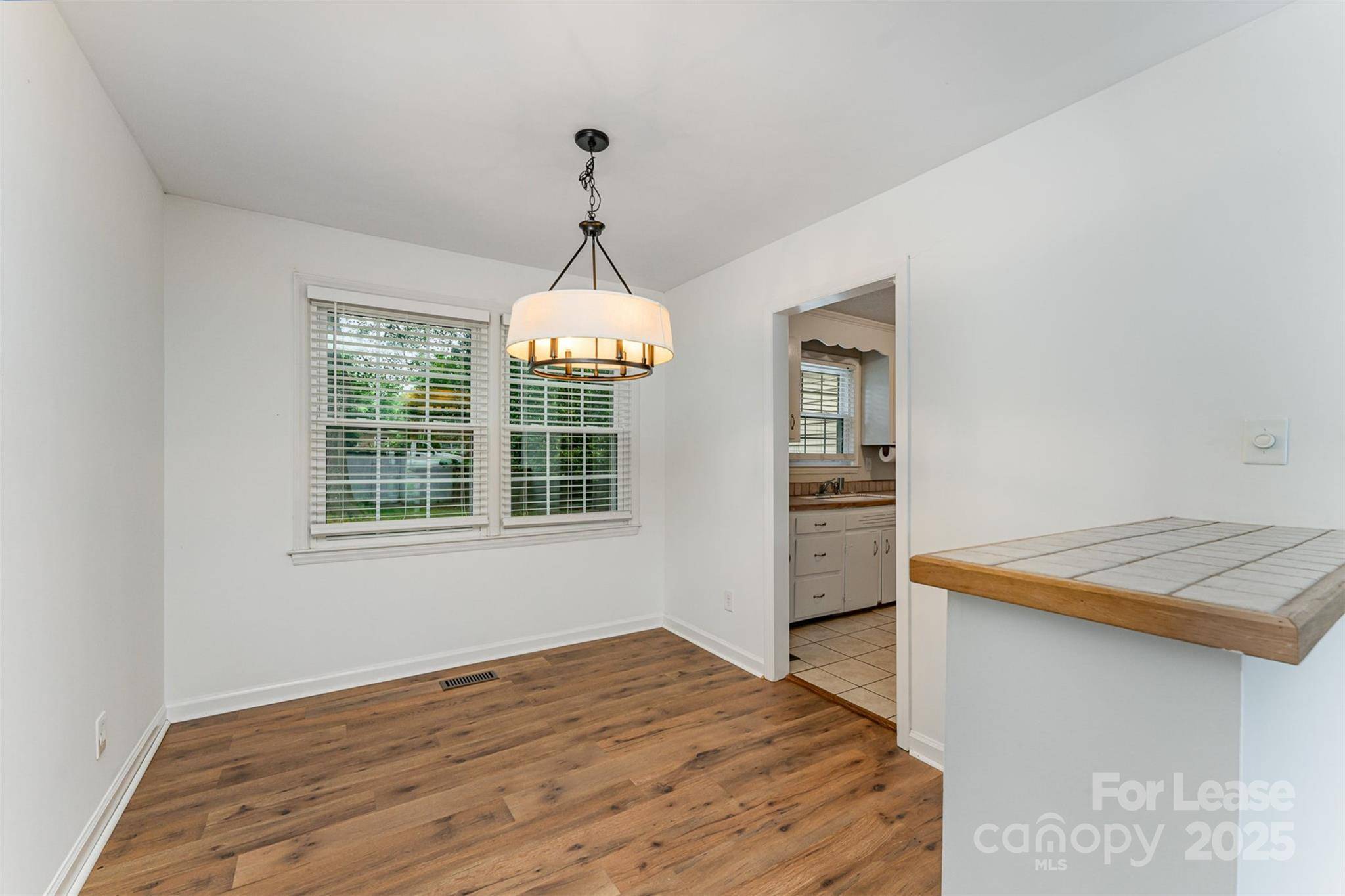Charlotte, NC 28210,3252 Northampton DR