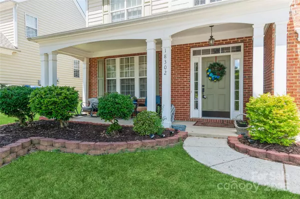 Cornelius, NC 28031,18302 Victoria Bay DR
