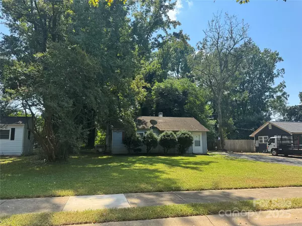 Charlotte, NC 28217,1127 Nations DR