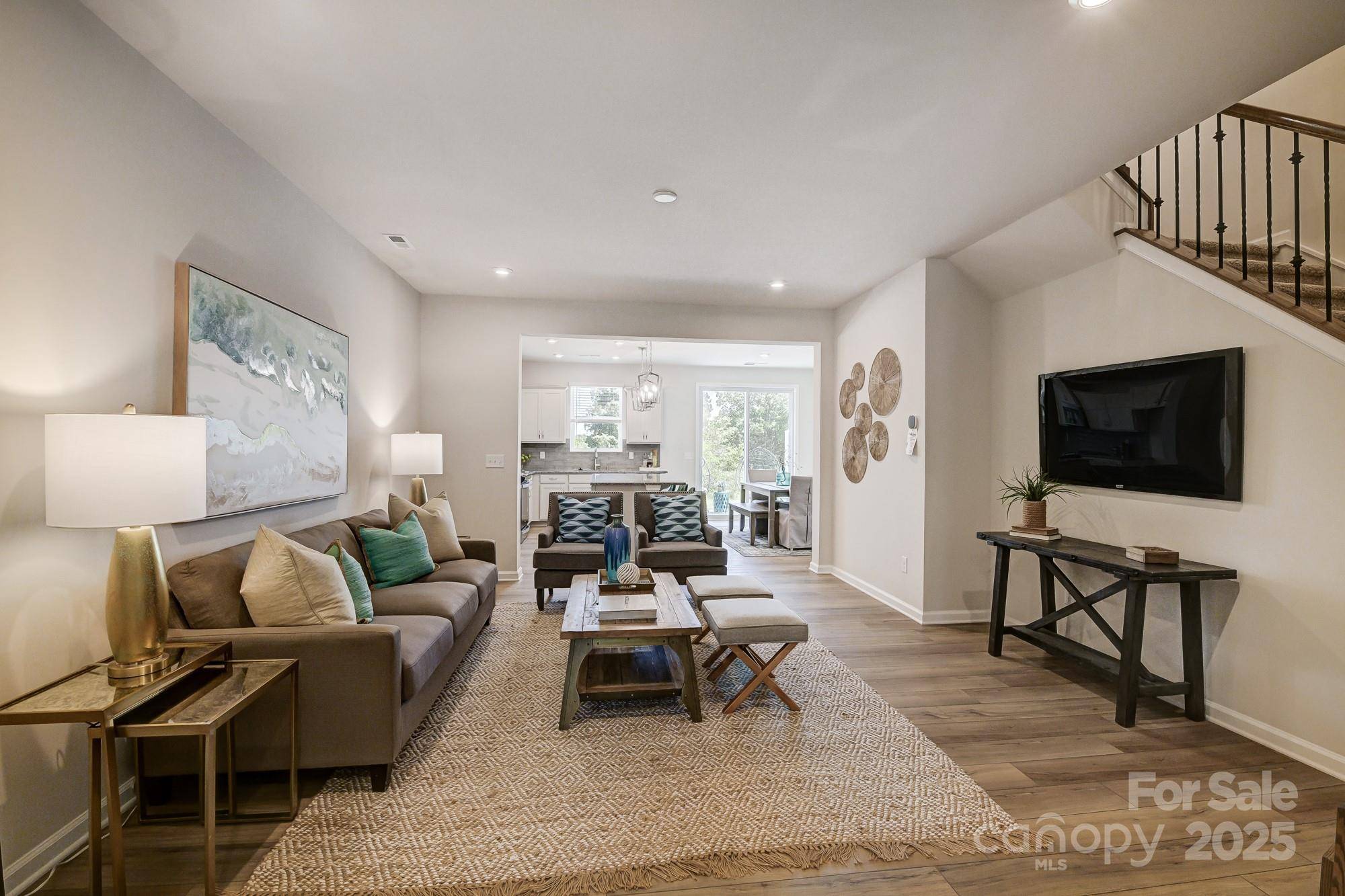 Charlotte, NC 28269,9114 Pagoda Oak DR
