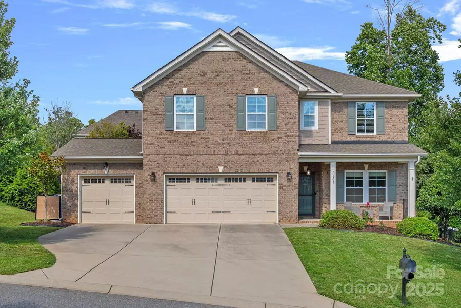 161 Oxford DR, Mooresville, NC 28115
