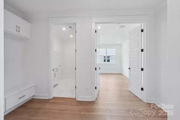 Tega Cay, SC 29708,630 Hyder TRL