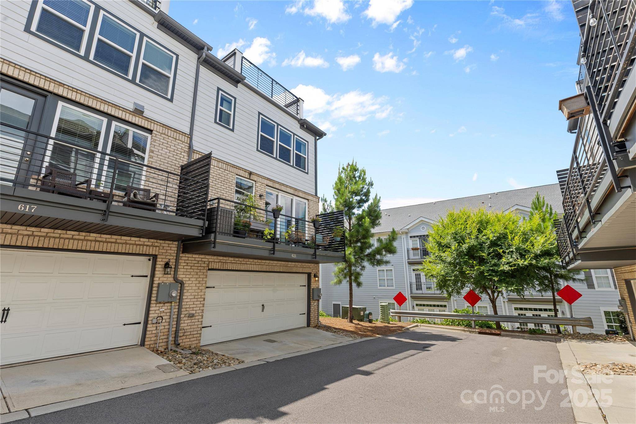 Charlotte, NC 28211,621 Tudor Park WAY