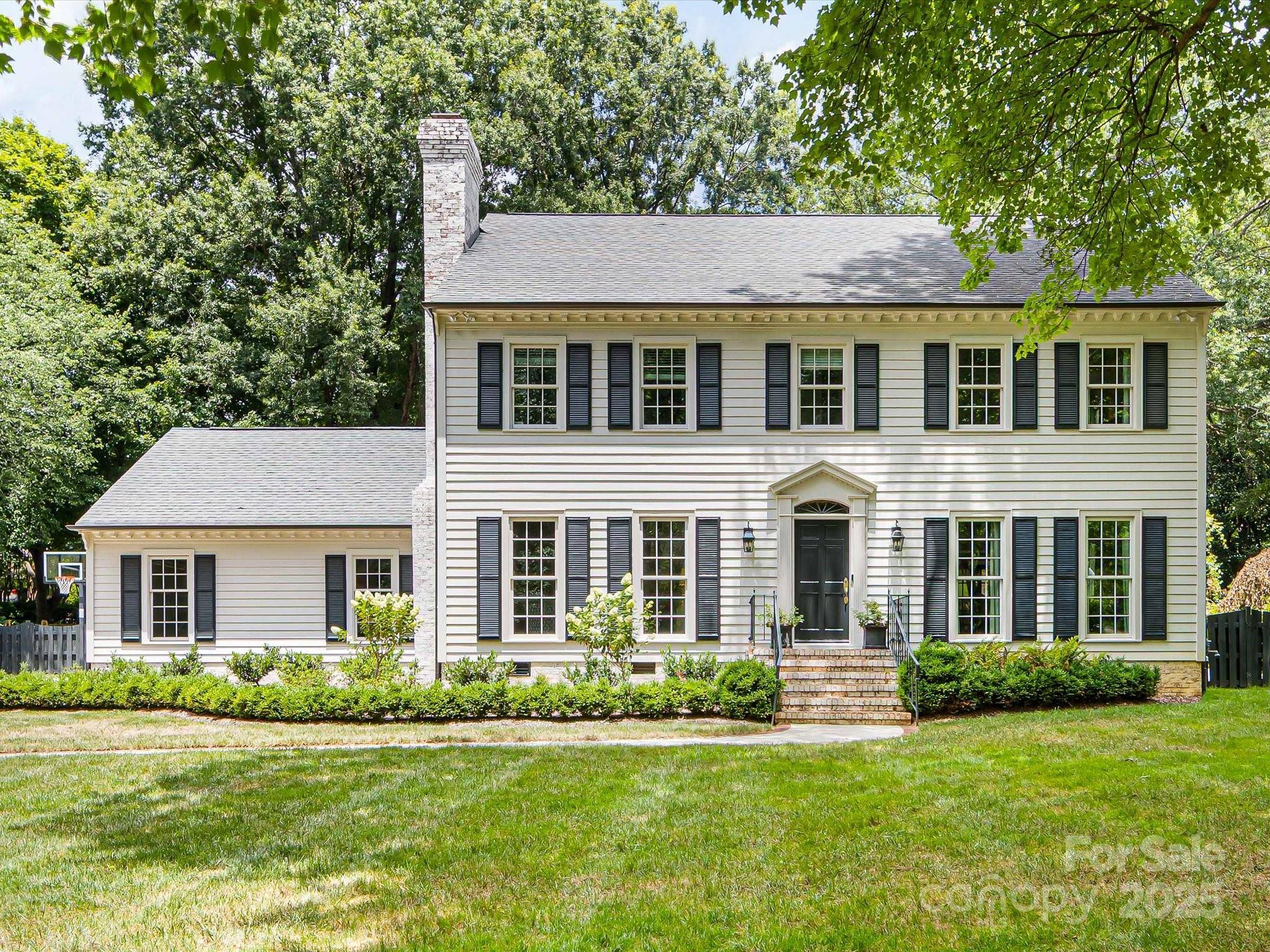 Charlotte, NC 28211,2912 Wheelock RD