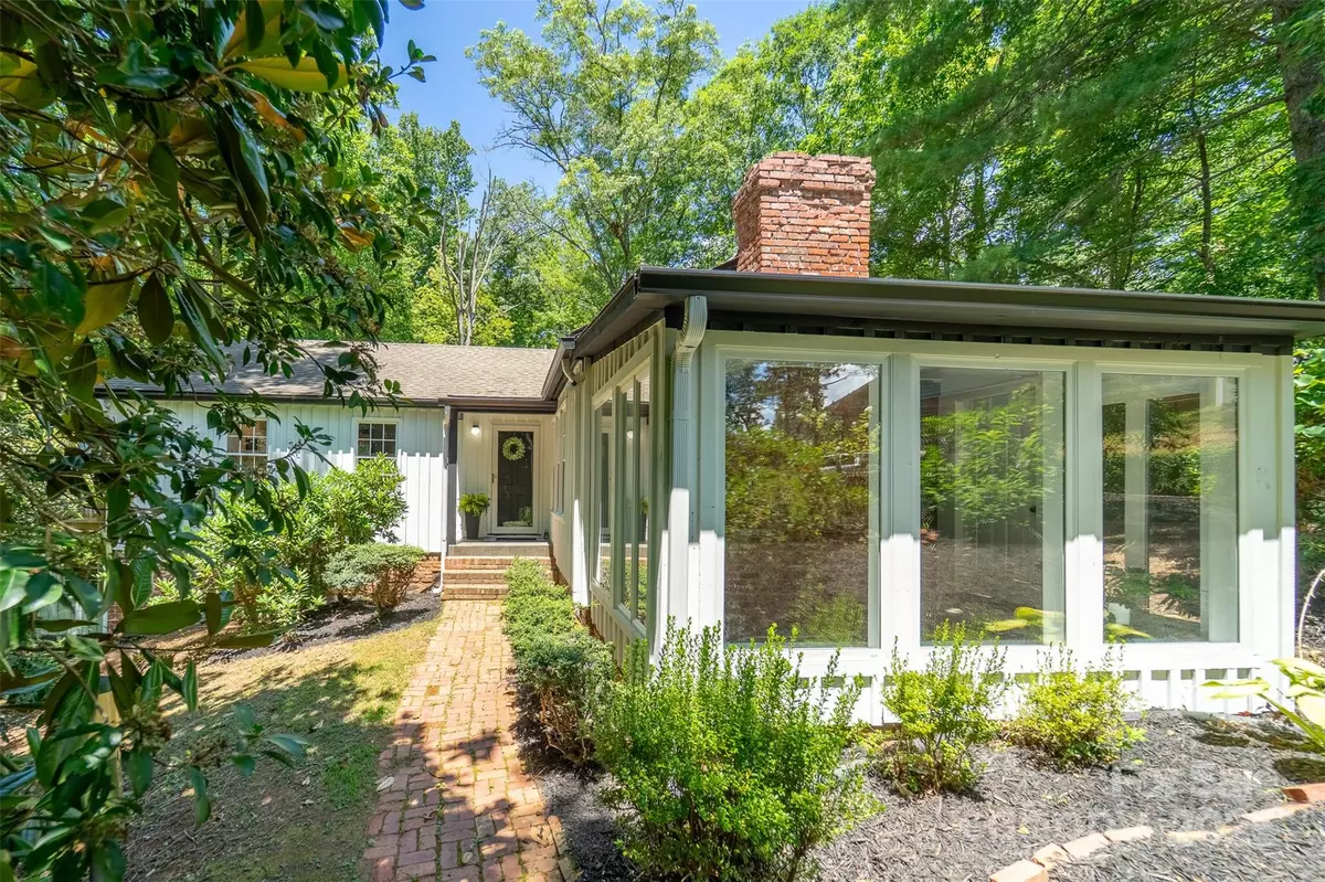 Cullowhee, NC 28723,197 Briar Patch RD