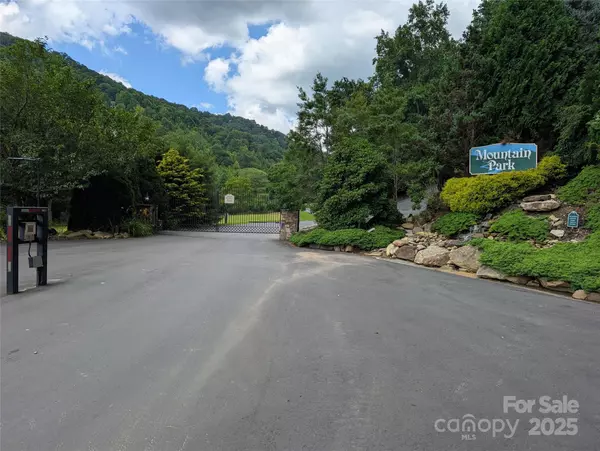 Mars Hill, NC 28754,99999 Rising Sun RD #86