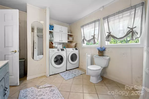 Lenoir, NC 28645,1231 Caldwell PL NW