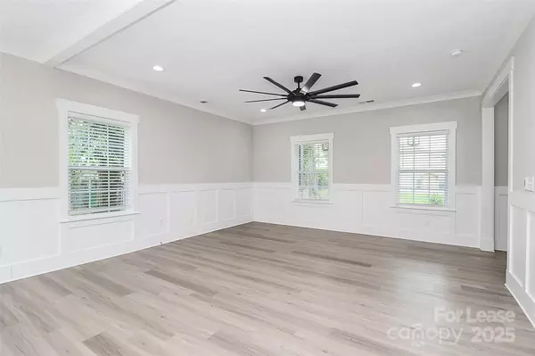 Charlotte, NC 28208,3531 Markland DR