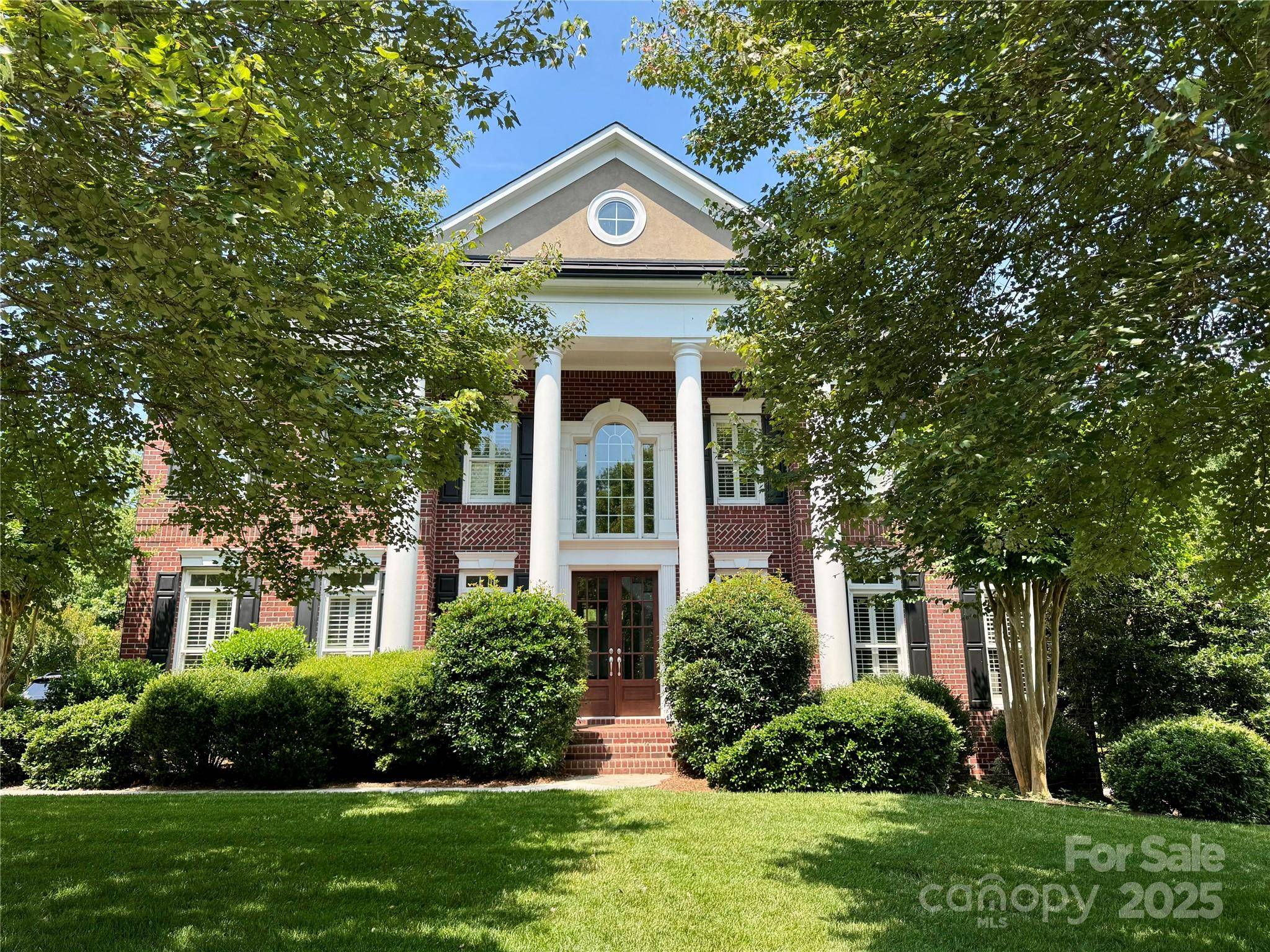 1009 Westbury DR, Matthews, NC 28104