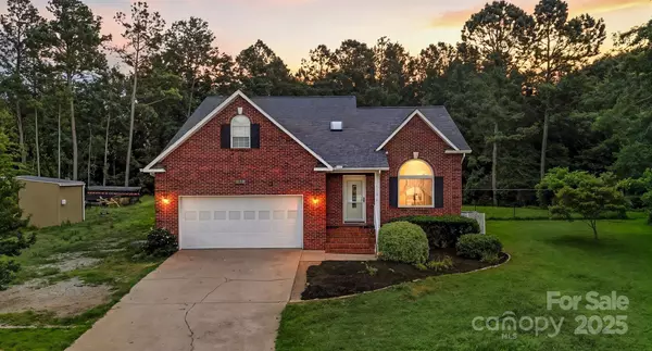 157 Whittington Ridge DR, Taylorsville, NC 28681