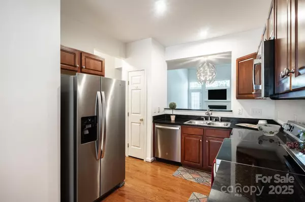 Gastonia, NC 28054,1882 Lookout LN