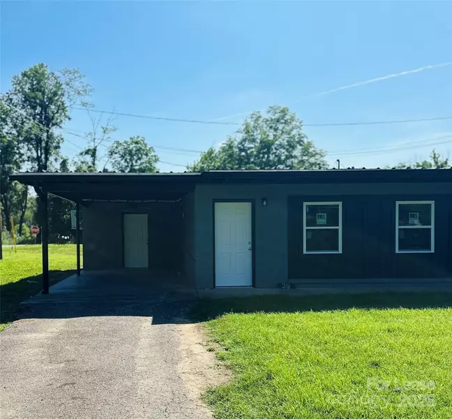 43 Hawkins RD #1, Marion, NC 28752