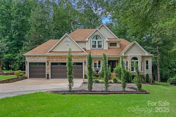 172 Tawny Bark DR, Mooresville, NC 28117