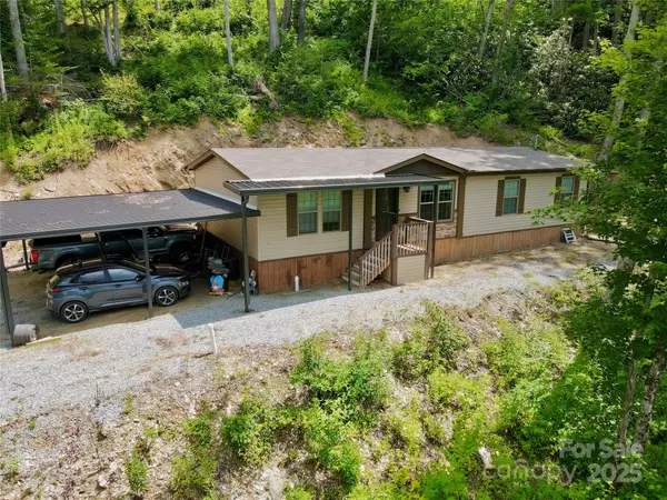 Newland, NC 28657,107/109 huckleberry HL
