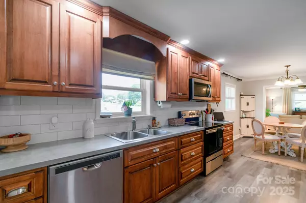 Mount Holly, NC 28120,1501 Old Hickory Grove RD