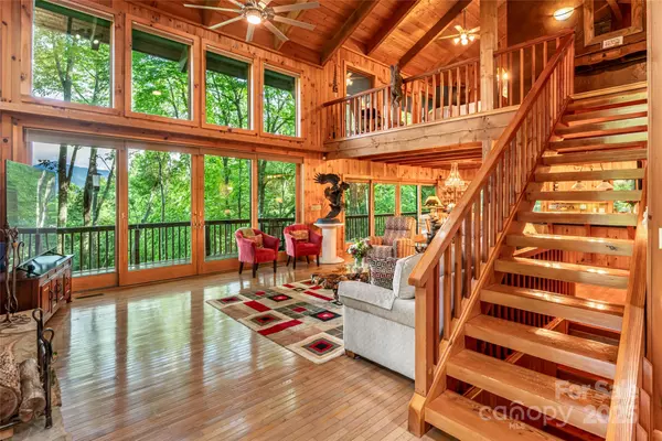 Burnsville, NC 28714,163 Tweetys Knoll