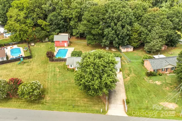Charlotte, NC 28214,1221 McCorkle RD