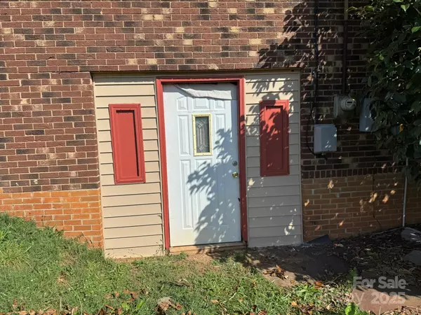 607 Carlos ST, Shelby, NC 28152